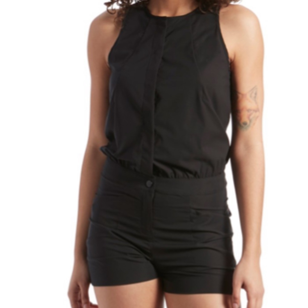 Arc’teryx Romper in Black VEUC